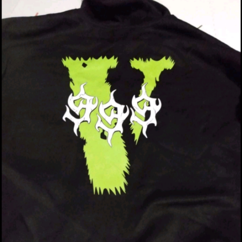 VLONE - Picture 4 of 4